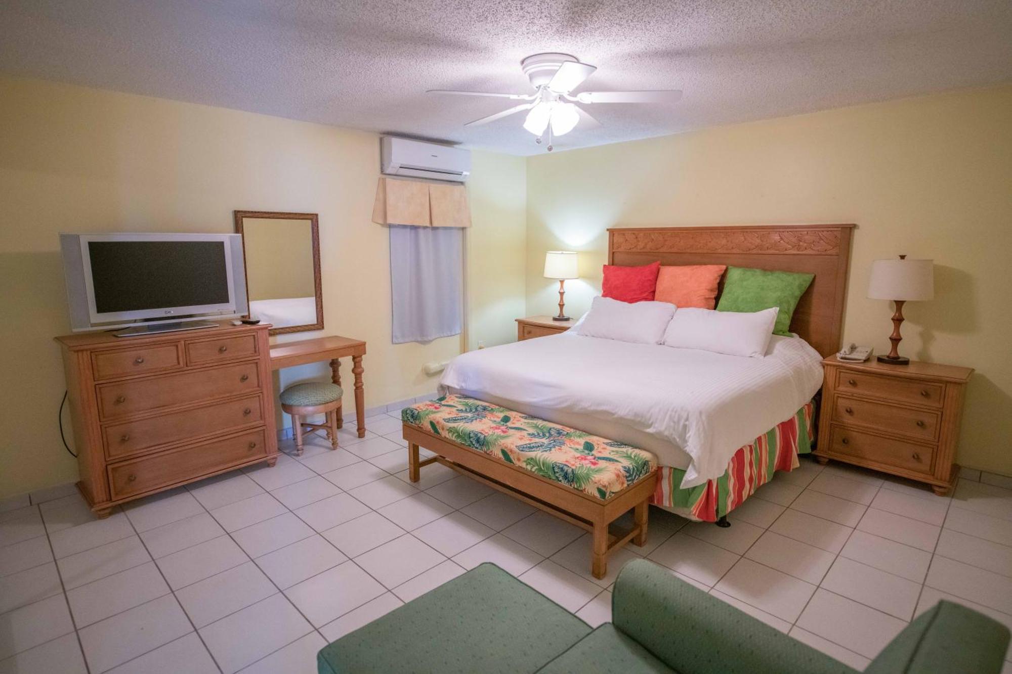 The Atrium Resort And Spa, Sint Maarten Simpson Bay Exterior foto